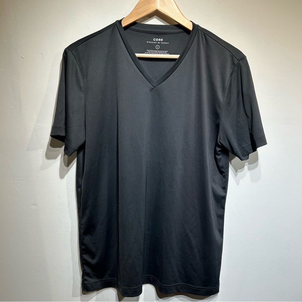 Ministry of Supply Core V-Neck Tee
